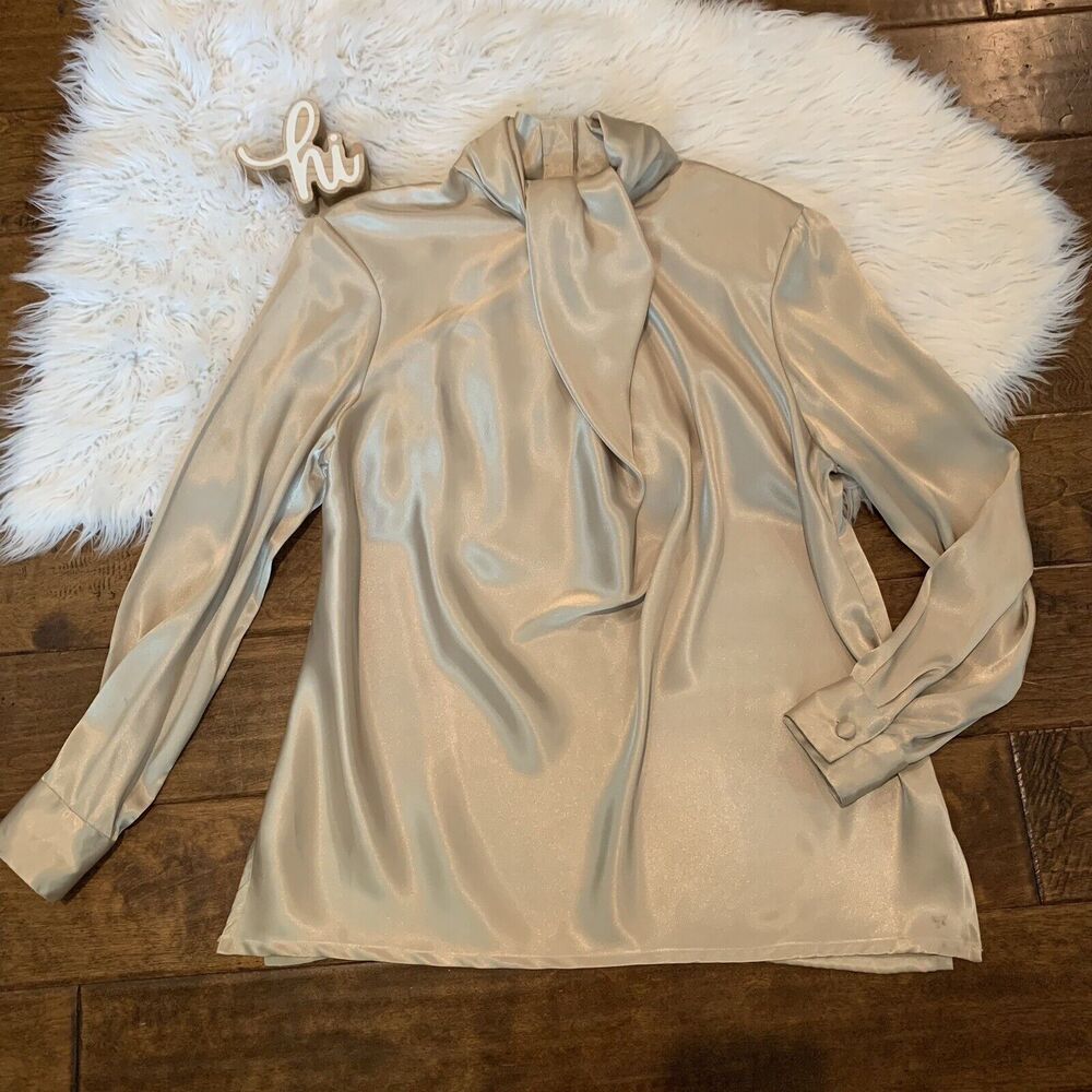 La Chine Classic by Galinda Wang Womens Satin Blouse Gold Long Sleeve Size 8